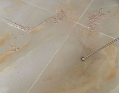 依兰瓷砖空鼓维修公司分享粘合剂选择不当在瓷砖铺贴过程中可能导致以下问题